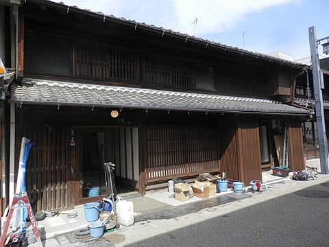 It is a renovation in Kawaramachi